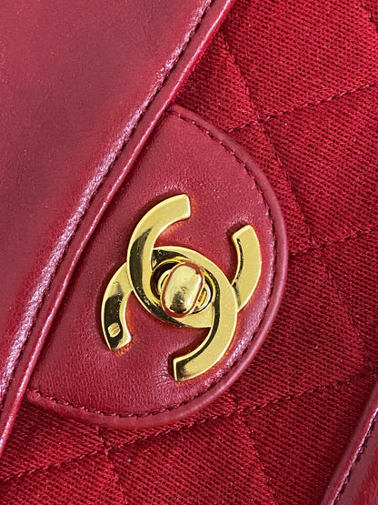 CHANEL SINGLE FLAP BAG TWIST LOCK RED