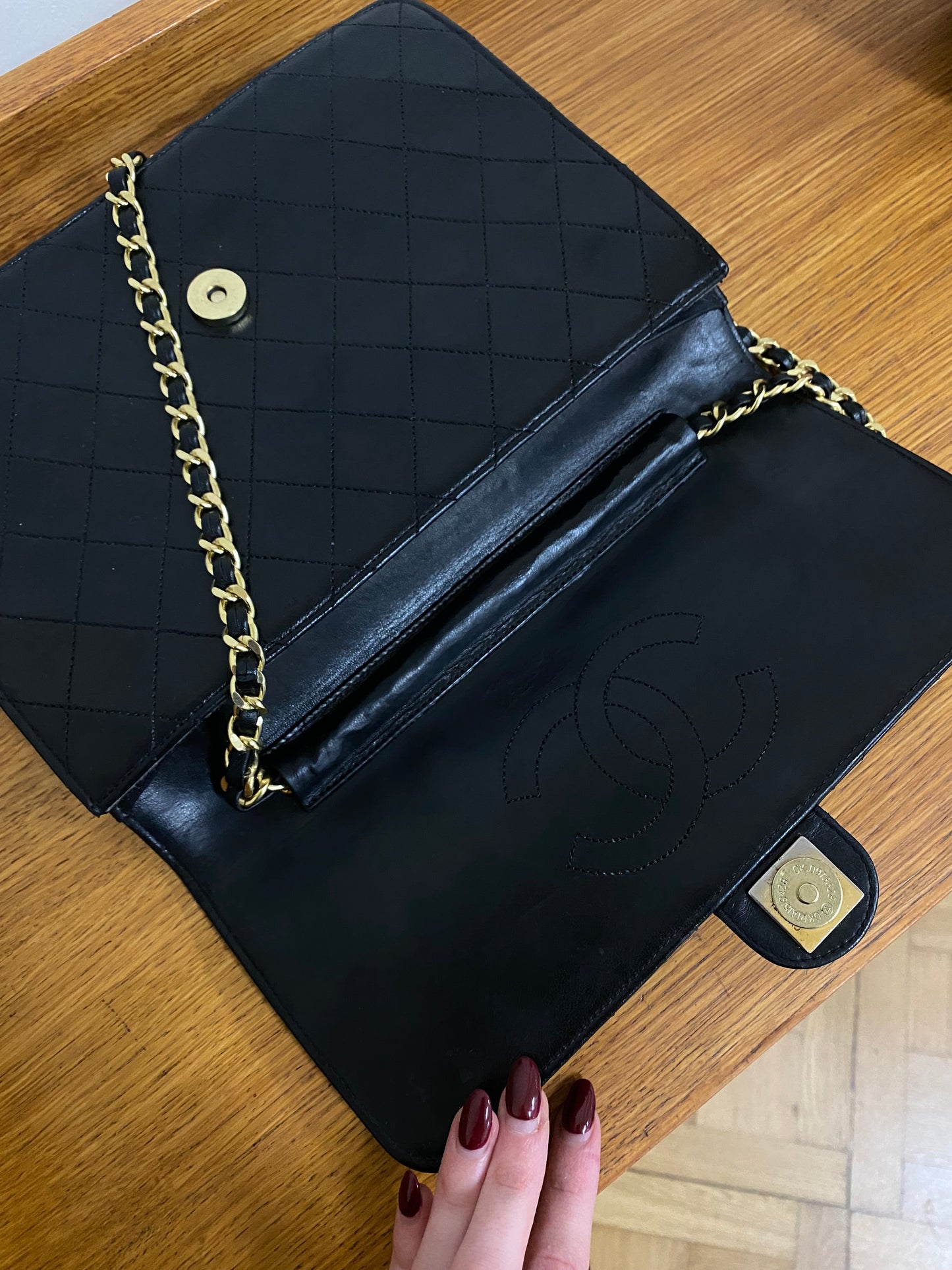 CHANEL CLASSIC SINGLE FLAP - ENTRUPY V CENĚ