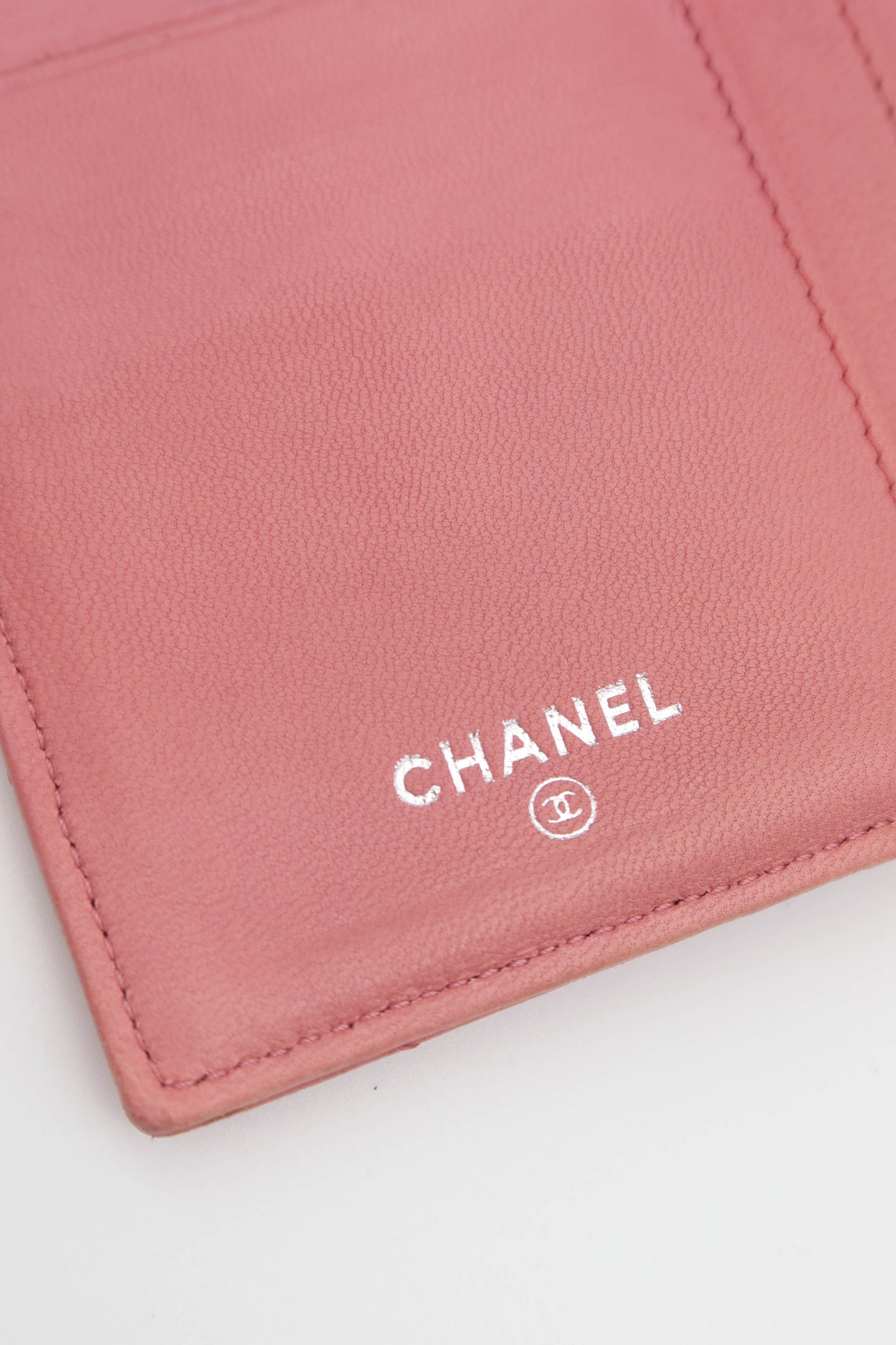 CHANEL 2006-2008 CLASSIC WALLET PINK